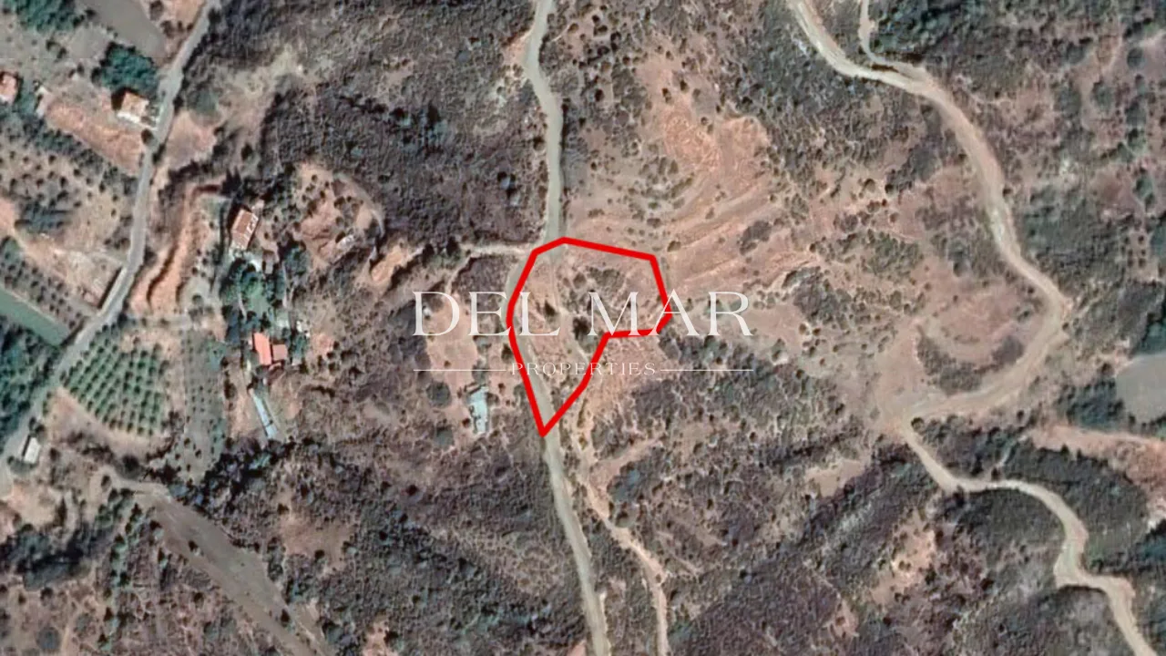 Residential Field with Panoramic Sea Views in Kato Pyrgos, Nicosia