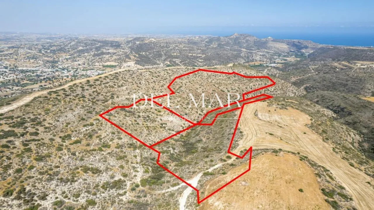 3 Adjacent Fields in Choirokoitia, Larnaca
