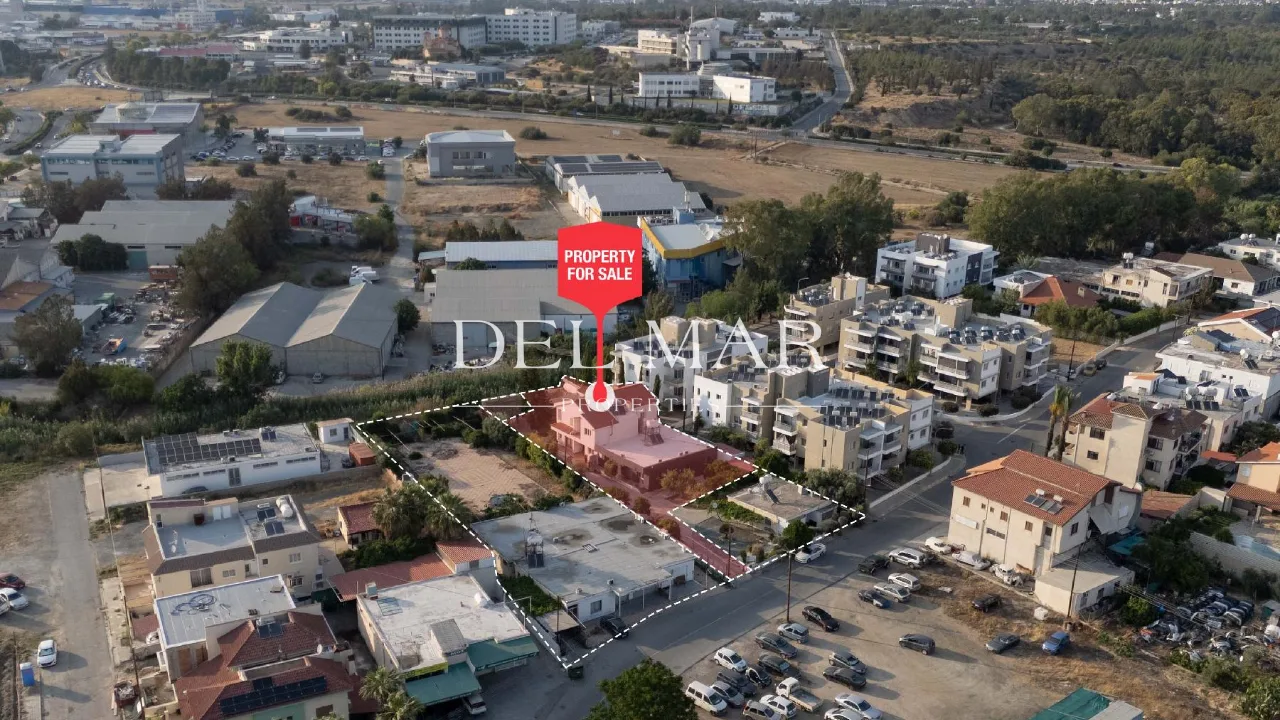 Houses (2/5 Share) in Latsia, Nicosia