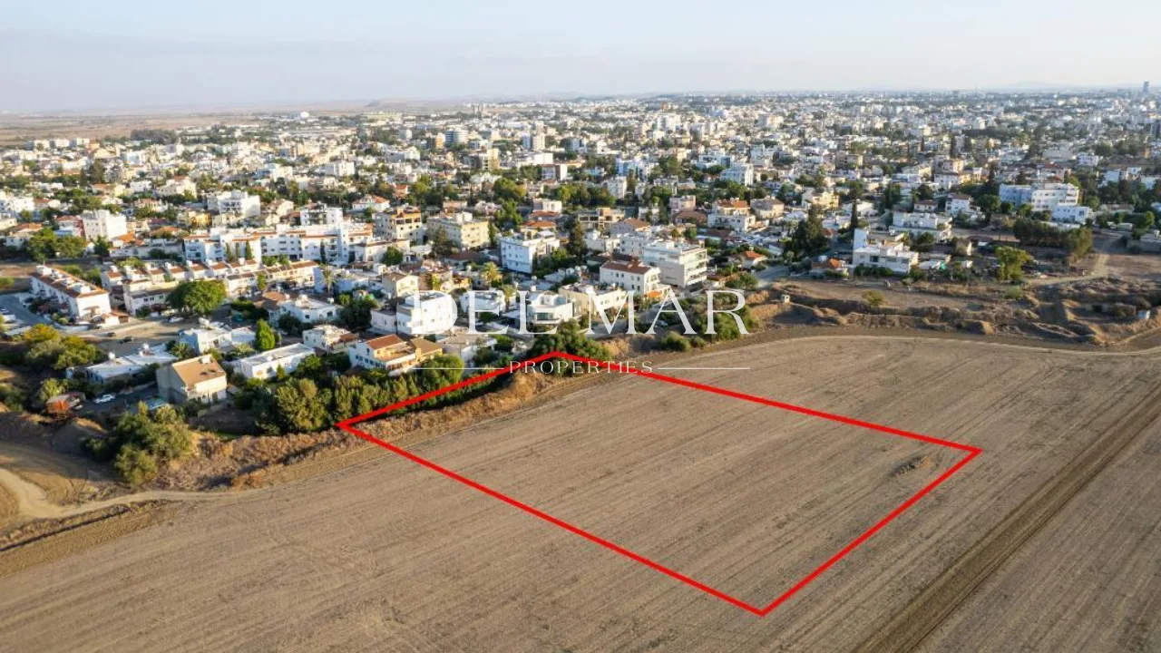 Residential Field in Kaimakli, Nicosia