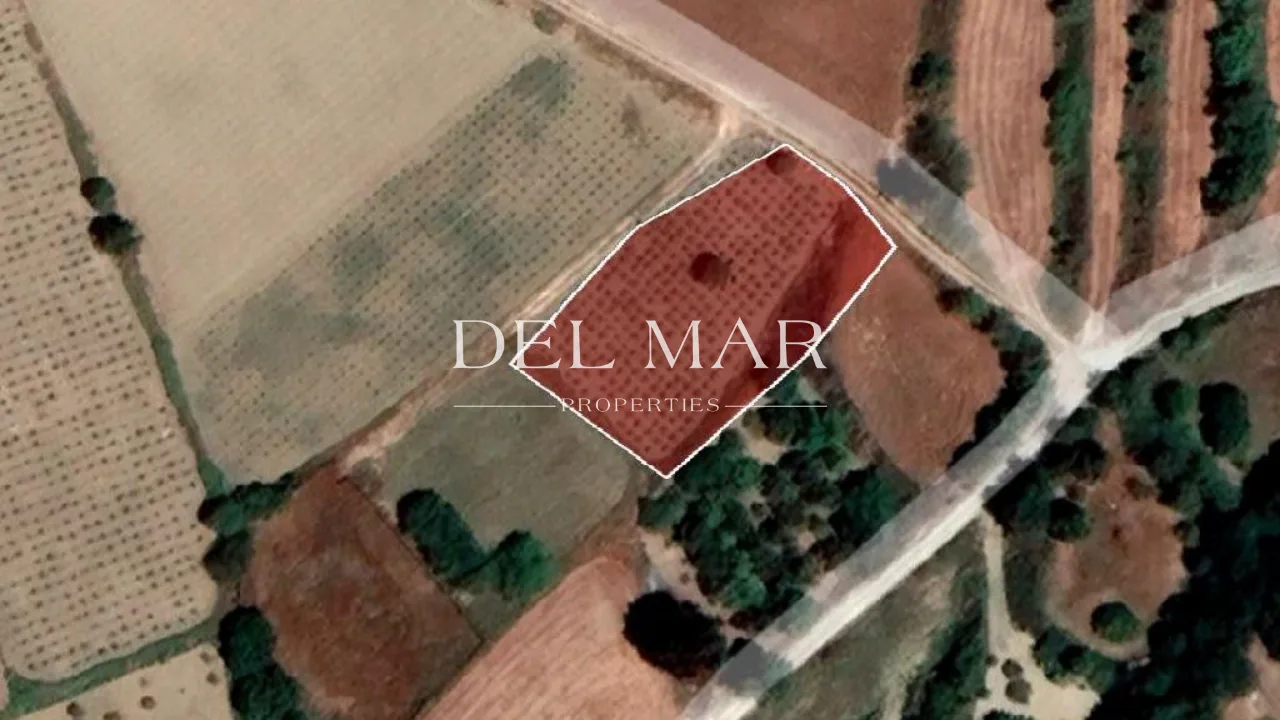 Residential Field in Polemi, Paphos