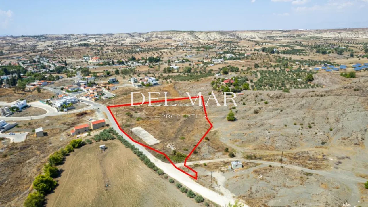 Residential Field, Analiontas, Nicosia