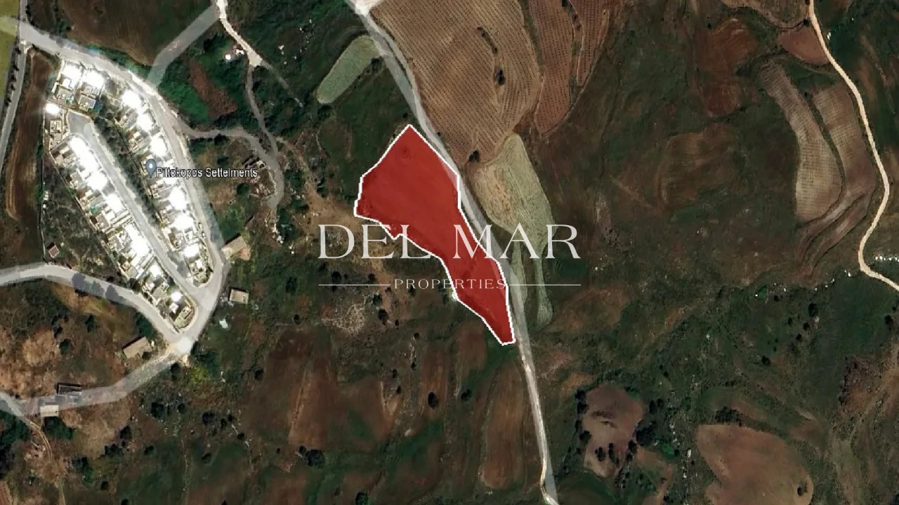 Residential Field in Drouseia, Paphos