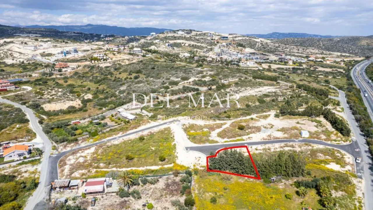 Residential Plot in Agios Tychonas, Limassol