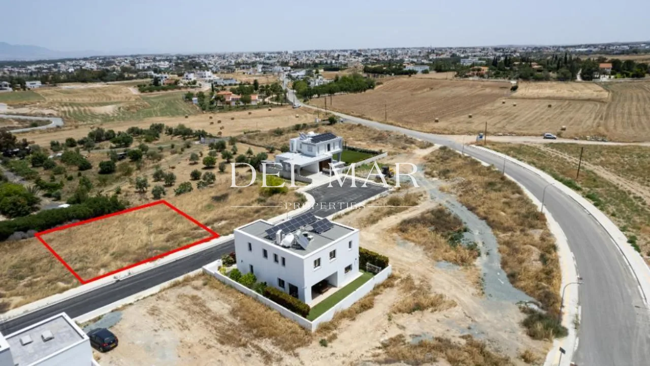 Residential plot under division in Latsia, Nicosia