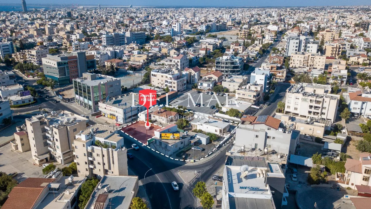 Commercial/Residential Plot Share (1/4) in Mesa Geitonia, Limassol