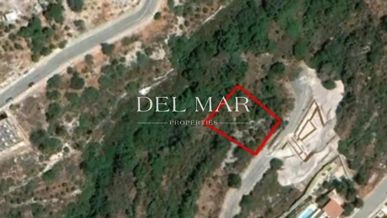 Plot in Tala, Paphos